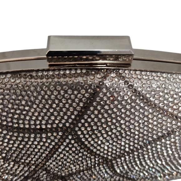 "Spider Web" Rhinestone & Silver Clutch/Crossbody - Picture 5 of 10